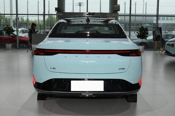 450KM Electric Vehicles Car New Energy Xpeng P5 Everbright SUV 4 Airbags